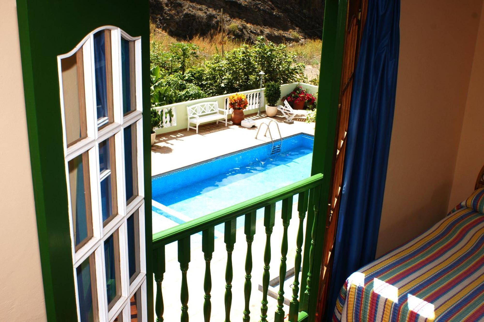 Apartamentos Nelly บาเญ กรันเรย์ ห้อง รูปภาพ