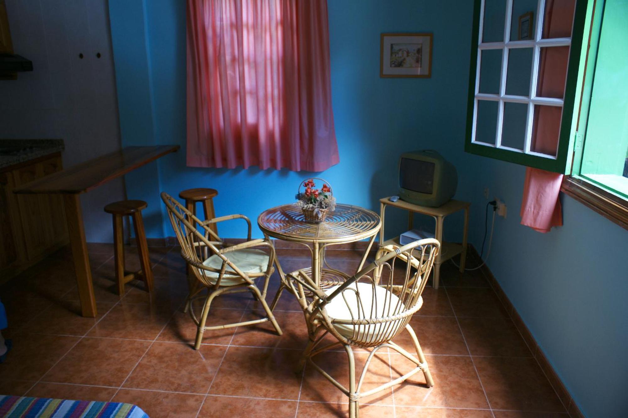 Apartamentos Nelly บาเญ กรันเรย์ ห้อง รูปภาพ